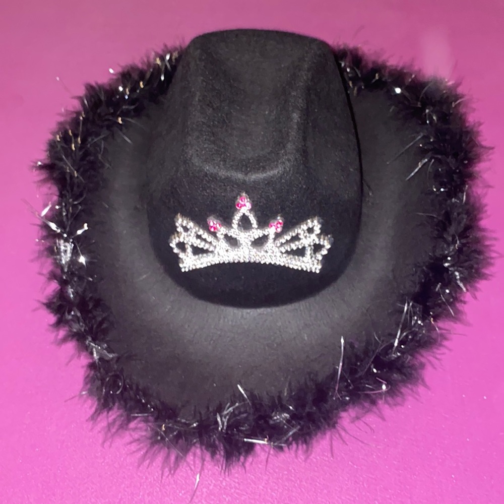 PREPPY SPARKLY TIARA COWBOY HAT W/ FEATHER TRIM